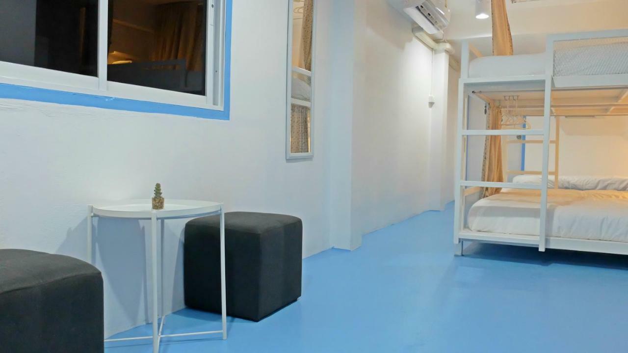 צ'יאנג מאי A Dude Mini Hostel (Adults Only) מראה חיצוני תמונה
